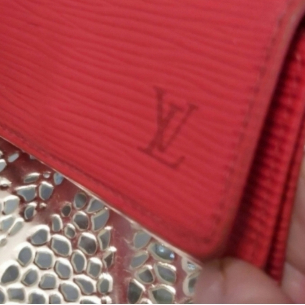 Louis Vuitton Key Case - Picture 2 of 10